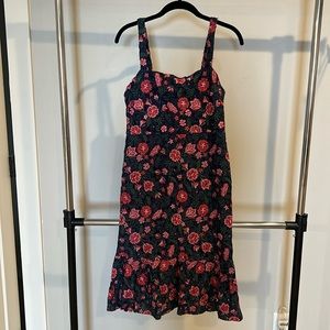 Floral Lace Dress - Size M